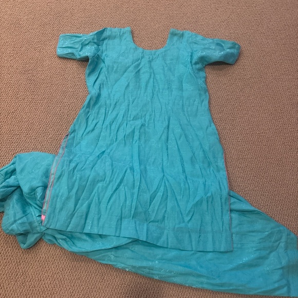 2 Piece Salwar Suit - Picture 3 of 5